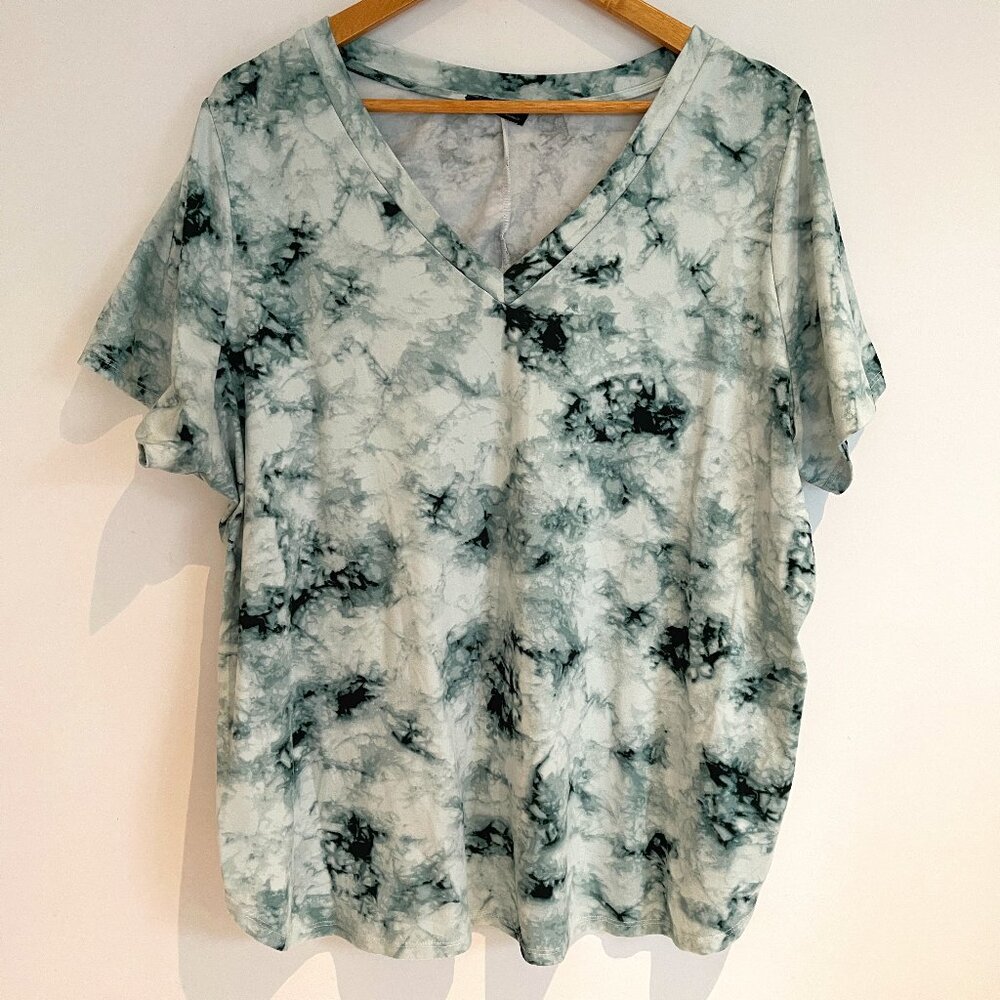 Active Zone Woman Green Tye Dye Short Sleeve Pullover Top Plus Size 1X